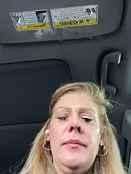 Lexi Shocker online show from 21, 3, 2025