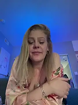 Lexi Shocker online show from 21, 3, 2025