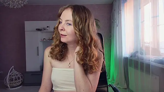 Snapshot of Cuddle_Cat chatting on 22, 2, 2025 Cuddle Cat online show from 22, 2, 2025