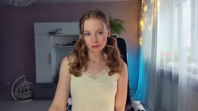 Snapshot of Cuddle_Cat chatting on 2, 3, 2025 Cuddle Cat online show from 2, 3, 2025