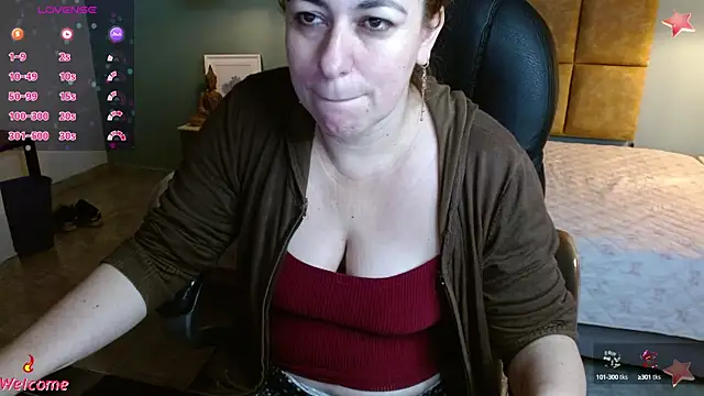 Barbiegomez online show from 7, 3, 2025