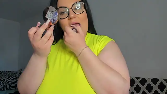 DaisiyWalker online show from 10, 3, 2025