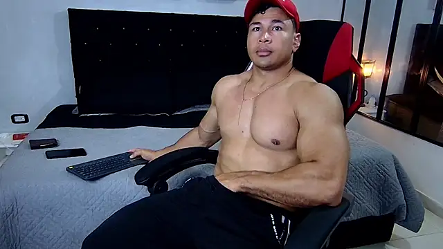 tyler hank01 online show from 13, 3, 2025