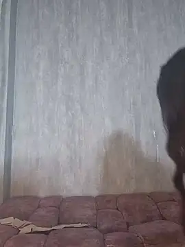 Snapshot of Valentinne_z chatting on 13, 11, 2025 Valentinne z online show from 13, 11, 2025