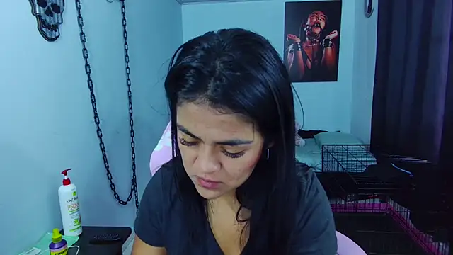 Hannah-grace online show from 19, 2, 2025