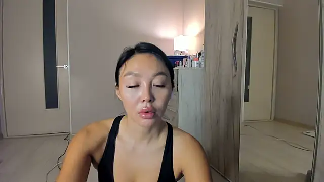 Snapshot of keiko_hot chatting on 10, 5, 2026 keiko hot online show from 10, 5, 2026
