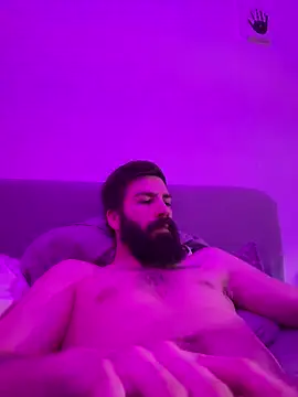 kinkyguy04 online show from 28, 2, 2025