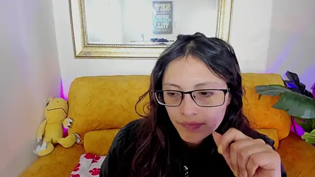 Snapshot of Kyomi_chang chatting on 27, 4, 2026 Kyomi chang online show from 27, 4, 2026