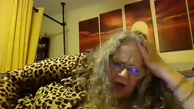 Snapshot of DestineeLoverGirl chatting on 16, 6, 2026 DestineeLoverGirl online show from 16, 6, 2026