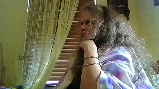 Snapshot of DestineeLoverGirl chatting on 18, 6, 2026 DestineeLoverGirl online show from 18, 6, 2026