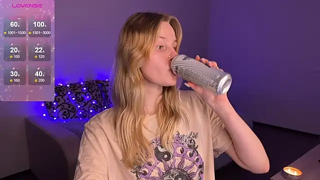 Chanel Gill online show from 4, 1, 2025