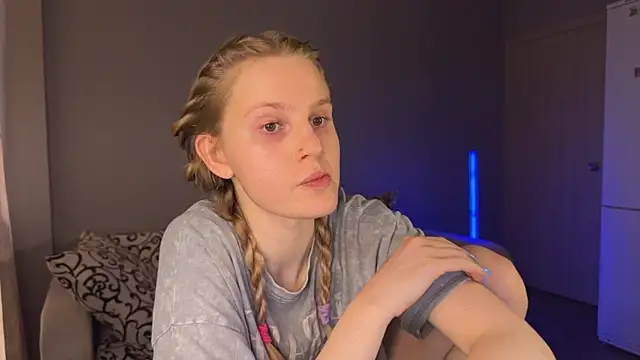 Chanel Gill online show from 13, 3, 2025