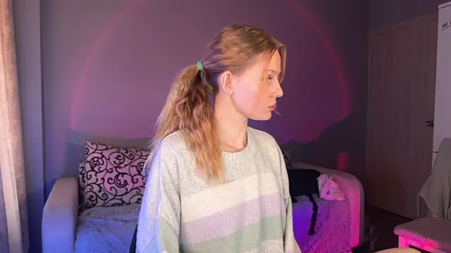 Chanel Gill online show from 29, 9, 2025