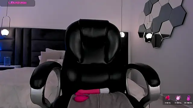 Snapshot of JennaOlsonX chatting on 2, 2, 2025 JennaOlsonX online show from 2, 2, 2025