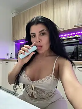Snapshot of Scarlett-Dream chatting on 15, 4, 2026 Scarlett-Dream online show from 15, 4, 2026