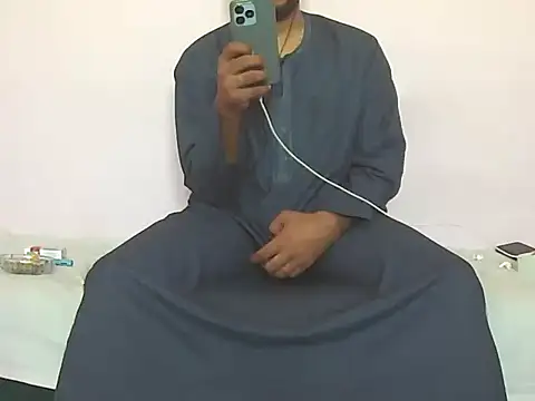 Snapshot of foxsanSs chatting on 7, 10, 2025 foxsanSs online show from 7, 10, 2025