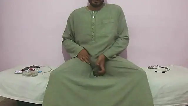 Snapshot of foxsanSs chatting on 8, 10, 2025 foxsanSs online show from 8, 10, 2025