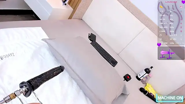 Snapshot of bounce_katty chatting on 6, 2, 2026 bounce katty online show from 6, 2, 2026