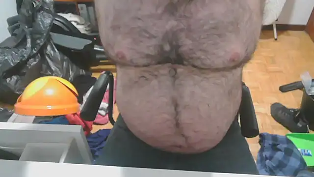 mikeyhotbear online show from 16, 12, 2024