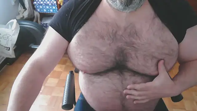 mikeyhotbear online show from 19, 3, 2025