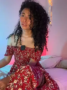 Snapshot of GabriSaenz chatting on 6, 12, 2024 GabriSaenz online show from 6, 12, 2024