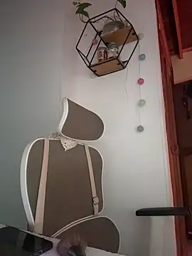 Snapshot of GabriSaenz chatting on 21, 12, 2025 GabriSaenz online show from 21, 12, 2025