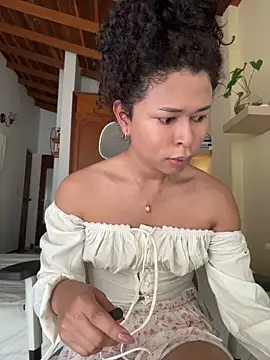 GabriSaenz online show from 11, 4, 2026