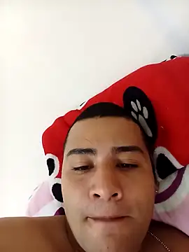 Snapshot of EISONREINA11 chatting on 14, 10, 2025 EISONREINA11 online show from 14, 10, 2025