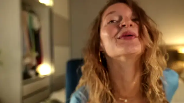 Snapshot of Special___ chatting on 28, 9, 2025 Special online show from 28, 9, 2025