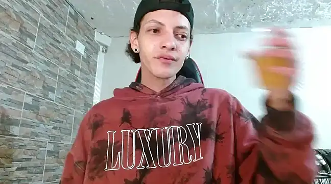 Snapshot of omar_alurba chatting on 1, 3, 2025 omar alurba online show from 1, 3, 2025