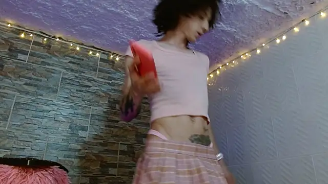 Snapshot of omar_alurba chatting on 17, 9, 2025 omar alurba online show from 17, 9, 2025