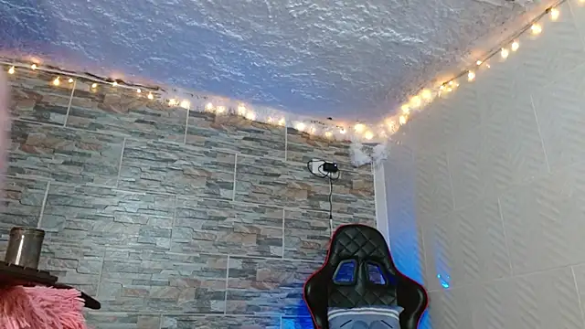 Snapshot of omar_alurba chatting on 7, 10, 2025 omar alurba online show from 7, 10, 2025