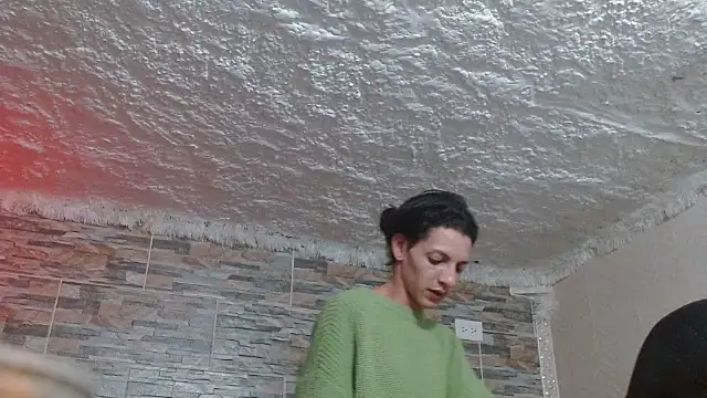 Snapshot of omar_alurba chatting on 30, 11, 2025 omar alurba online show from 30, 11, 2025