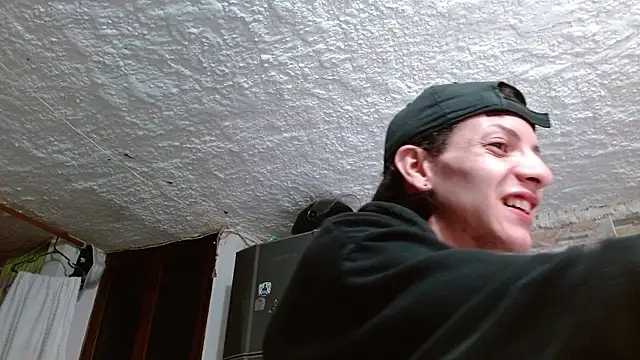 Snapshot of omar_alurba chatting on 14, 1, 2026 omar alurba online show from 14, 1, 2026