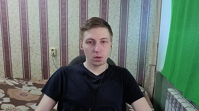 Snapshot of darienlarge chatting on 1, 7, 2026 darienlarge online show from 1, 7, 2026