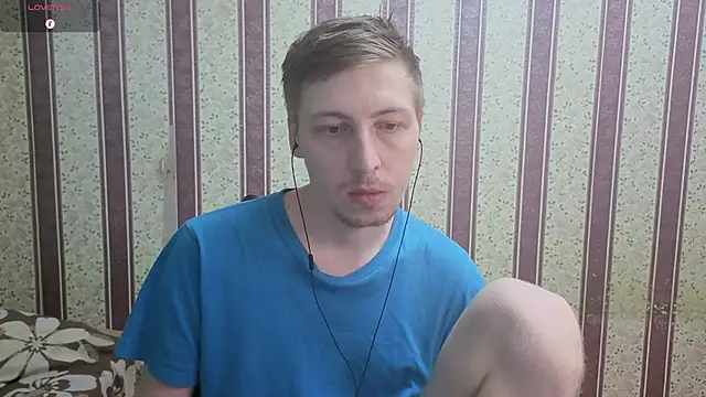 Snapshot of darienlarge chatting on 20, 7, 2026 darienlarge online show from 20, 7, 2026