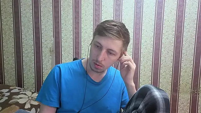 Snapshot of darienlarge chatting on 21, 7, 2026 darienlarge online show from 21, 7, 2026