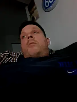 Snapshot of curiouscock38 chatting on 19, 4, 2026 curiouscock38 online show from 19, 4, 2026