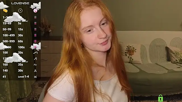 Snapshot of astoria_ross_ chatting on 20, 10, 2025 astoria ross online show from 20, 10, 2025