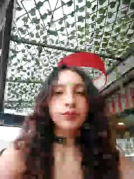 Snapshot of _Laary chatting on 19, 12, 2024  Laary online show from 19, 12, 2024