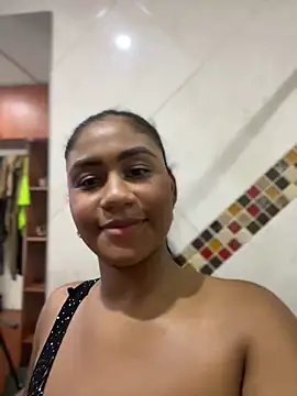 Snapshot of SSCARLETH_ chatting on 6, 3, 2025 SSCARLETH  online show from 6, 3, 2025