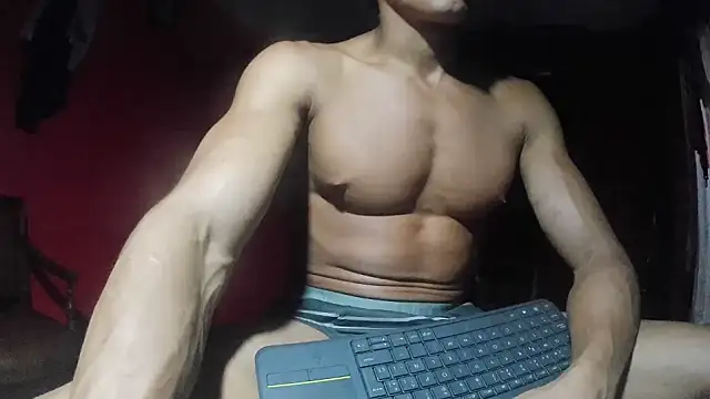 Snapshot of crazylatinguyy chatting on 12, 7, 2026 crazylatinguyy online show from 12, 7, 2026