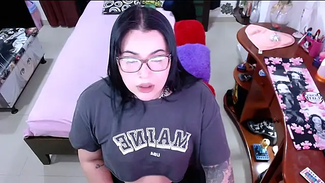 lufek23 online show from 7, 3, 2025