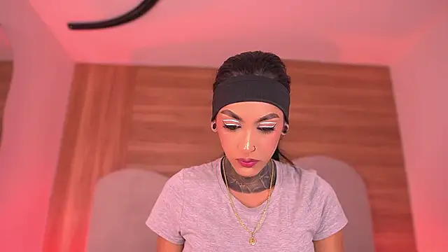 Snapshot of danna_berlin_ chatting on 5, 5, 2026 danna berlin online show from 5, 5, 2026