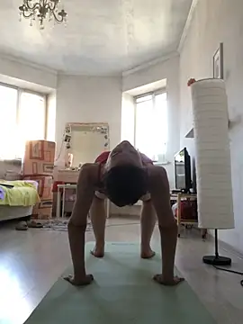 Snapshot of LeyaJohnson chatting on 5, 3, 2025 LeyaJohnson online show from 5, 3, 2025