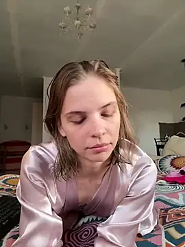 Snapshot of LeyaJohnson chatting on 16, 10, 2025 LeyaJohnson online show from 16, 10, 2025