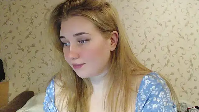 Snapshot of mmmPinUpGirl chatting on 17, 12, 2024 mmmPinUpGirl online show from 17, 12, 2024