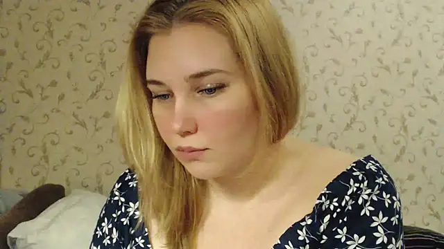 Snapshot of mmmPinUpGirl chatting on 13, 3, 2025 mmmPinUpGirl online show from 13, 3, 2025