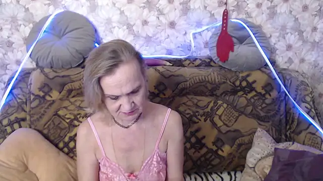 MissBekker online show from 1, 10, 2025