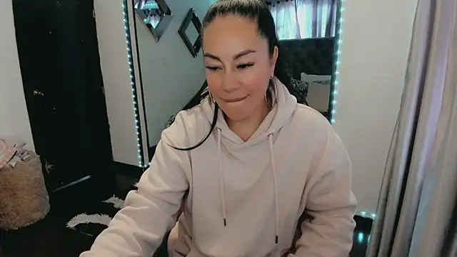 Snapshot of jlove_bss chatting on 14, 2, 2025 jlove bss online show from 14, 2, 2025